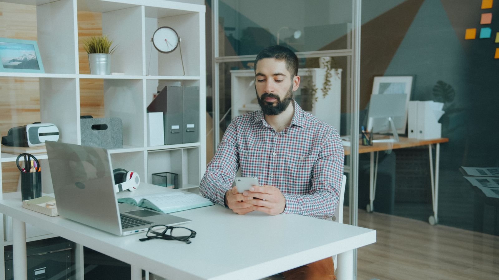 What an employee self-service portal does for HR teams