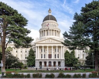 California raises repeat pay data reporting penalty to $1,000 per employee