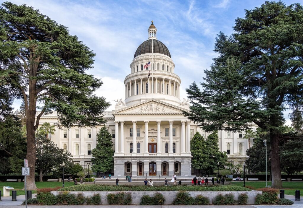 California workplace AI laws 2026: what HR must do now (illustration)