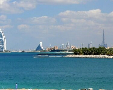 Dubai labour force survey 2026 targets 5,000 households