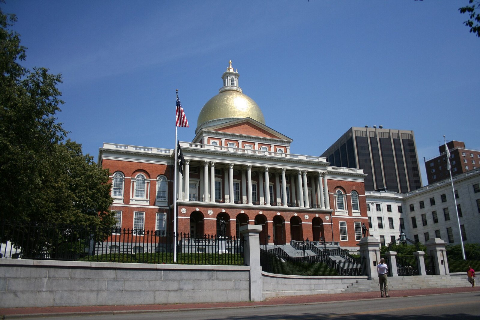 Massachusetts PFML contribution split changes for 2027